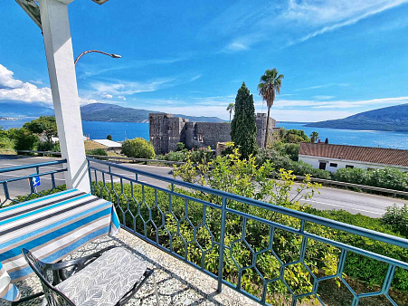 Three-room apartment near the Old Town in Herceg Novi